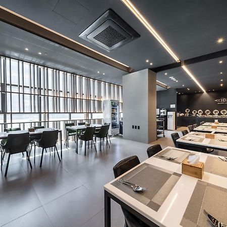 Incheon Airport Legend Hotel Екстер'єр фото