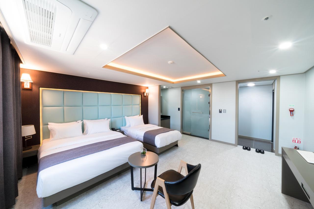 Incheon Airport Legend Hotel Екстер'єр фото