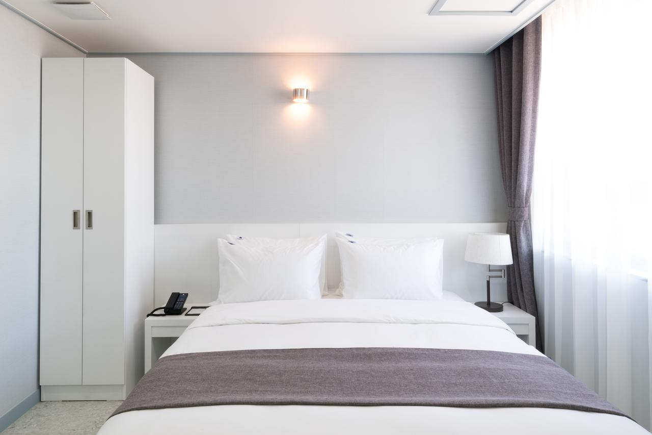 Incheon Airport Legend Hotel Екстер'єр фото
